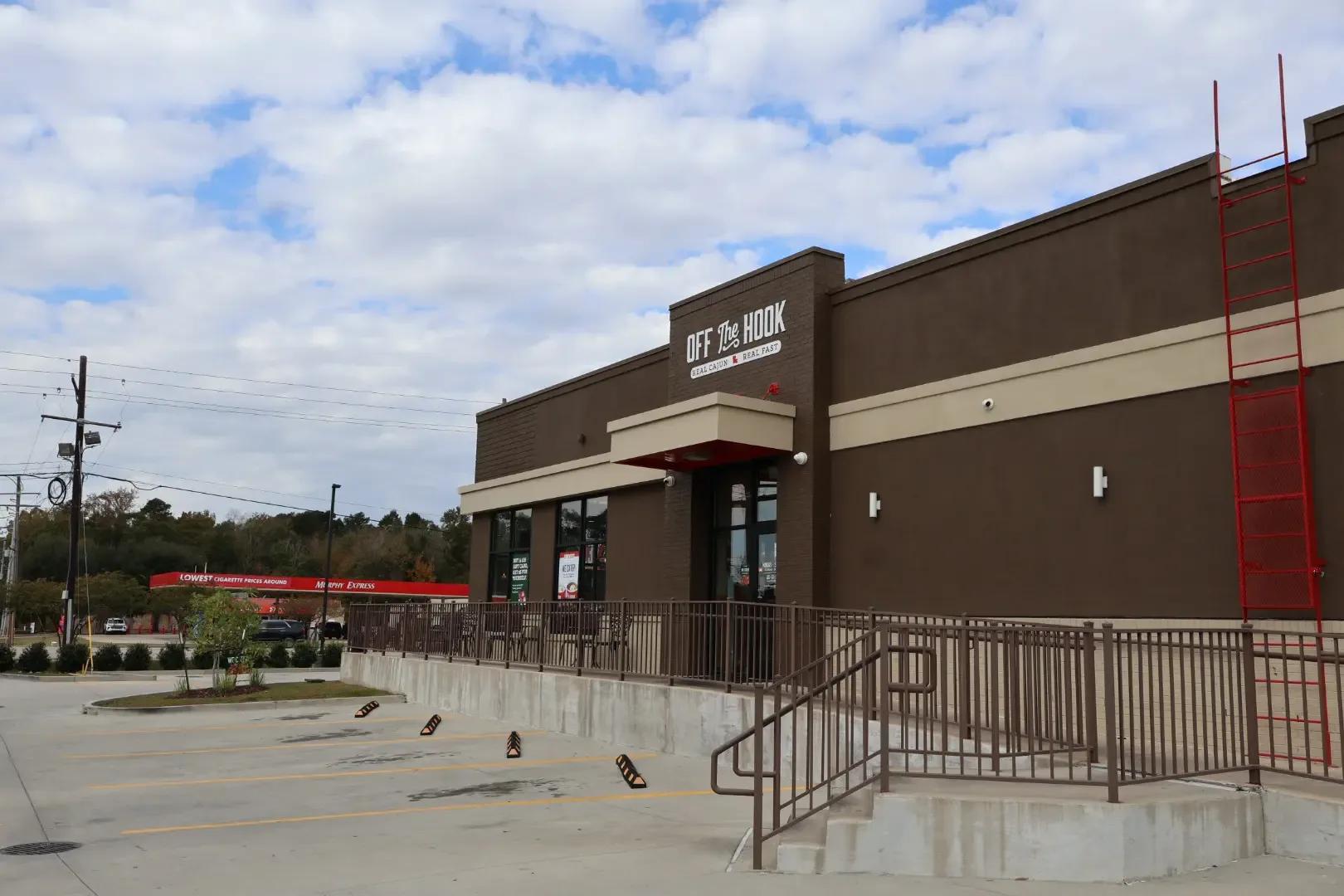 Walker Off The Hook 1